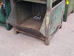 lot 1082 image: Lot of (1) Metal Stackable Storage Bin - 37x29x19