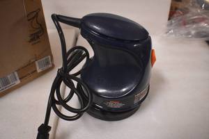 lot 2 image: WEN 6010 6-inch Random Orbit Waxer  Polisher