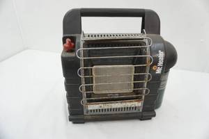 lot 8 image: Mr. Heater portable propane heater