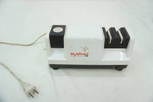 lot 56 image: Chefs Choice Electric Knife Sharpener