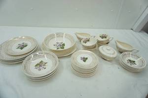 lot 60 image: Cunningham & Pickett Spring Violet China