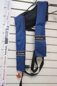 lot 158 image: Onyx inflatable life preserver