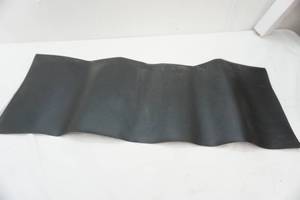lot 248 image: piece of vinylleather 26x 36