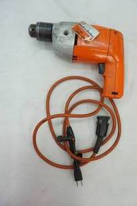 lot 262 image: Black & Decker drill