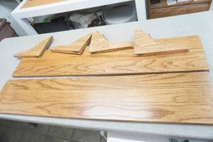 lot 264 image: wooden shelves
