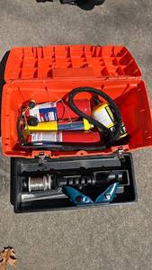 lot 13 image: Bernzomatic Portable Soldering Kit with Torch, Oxygen & Propane Cylinders
