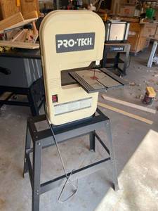 lot 64 image: Pro-Tech 3203 Band Saw, 1725 RPM, 120 Volt, Serial 11200459P03