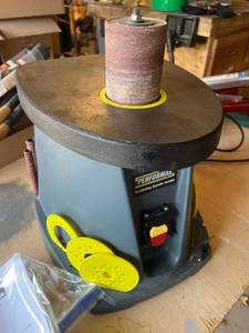 lot 66 image: Performax 240-2978 Oscillating Spindle Sander, 120V, 2000 RPM, 58 OPM
