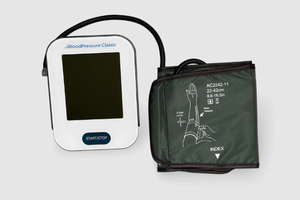 lot 40 image: MSRP $125   Smart Meter SMBP802-GS-003 iBloodPressure Classic Cellular Blood Pressure Monitor with Arm Cuff  Accurate Readings, Easy Cellular Sync  Compact & User Friendly  Great Condition