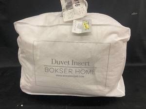 lot 3 image: Bokser Home Duvet Insert with Feather & Down Fill