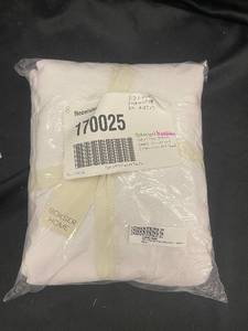 lot 49 image: 100% French Linen Sheet Set - Queen - White