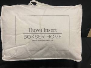 lot 71 image: BOKSER HOME All Season FeatherDown Duvet Insert, FullQueen, 90x94
