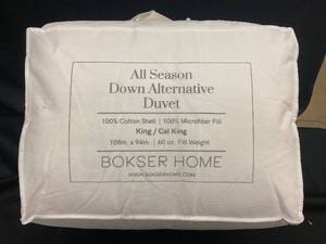 lot 118 image: All Season KingCal King Down Alternative Duvet