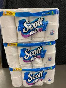 lot 38 image: 24 Rolls of Scott 1000 Toilet Paper