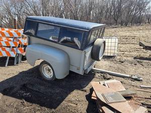 lot 12 image: Used Ford Truck Bed Trailer with Topper