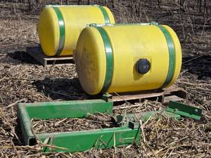lot 21 image: Pair of Used Agricultural Saddle Tanks with Mounting Brackets - 110 Gallons Each