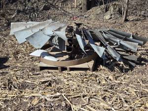 lot 26 image: Large Antique Windmill Head Assembly - In Need of Repair - Approx. 8 Diameter