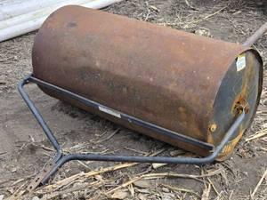 lot 38 image: Used Steel Lawn Roller - 4