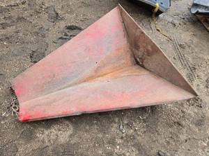 lot 44 image: 50 Long Metal Auger Hopper