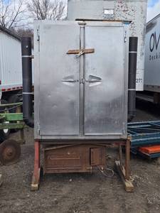 lot 74 image: Huge Homemade Smoker made from an Industrial Traulsen Fridge - Width Excluding Exhaust Pipes 45, Total Height 7 9