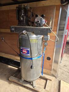 lot 130 image: American IMC Vertical Air Compressor Model 216V