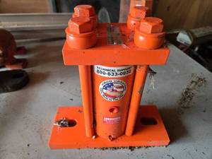 lot 141 image: Vibco Model 50-2L Industrial Vibrator