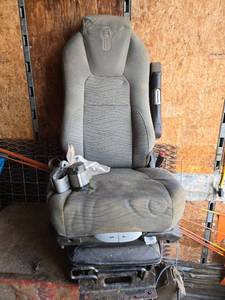 lot 163 image: Used Adjustable Truck Seat
