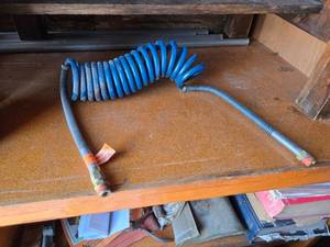 lot 165 image: Flexible Air Line