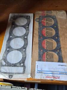 lot 178 image: PermaTorque Toyota 4 Replacement Head Gasket Set