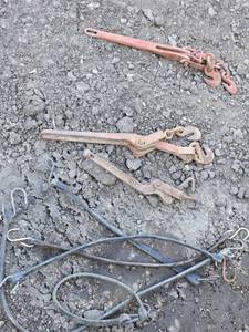 lot 182 image: Ratchet Load Binders and Assorted Tie Down Hooks