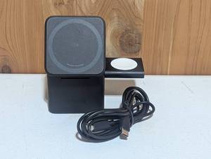 lot 36 image: Anker MagGo Magnetic 3-in-1 Wireless Charging Stand