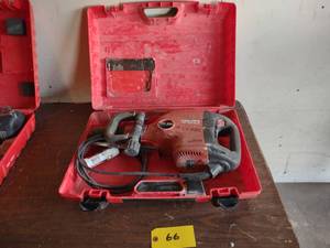 lot 66 image: Hilti TE706-AVR Hammer Drill...