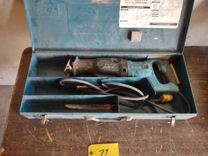 lot 77 image: Makita AVT Reciprocating Saw...