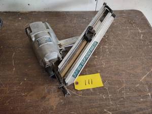 lot 111 image: Hitachi NR83883 Framing Nailer...