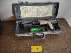 lot 119 image: Remington Ram Set...