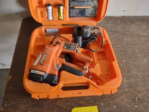 lot 121 image: Paslode 18S Finish Nailer...
