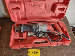 lot 154 image: Milwaukee Heavy Duty Sawzall...