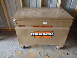 lot 187 image: Knaack Gang Box, 48x30x30...