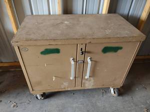 lot 189 image: Knaack Gang Box, 46x24x30...