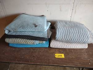 lot 268 image: (6) Moving Blankets...