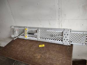 lot 302 image: Closet Wire Shelving Drilling Templ...
