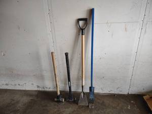 lot 304 image: Prybar, Scraper, & (2) Mauls...