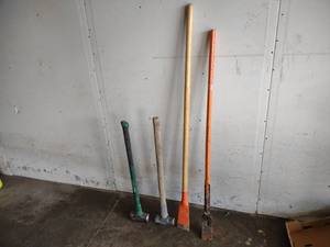 lot 305 image: Prybar, Scraper, & (2) Mauls...