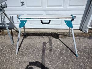 lot 327 image: Miter Saw Stand...