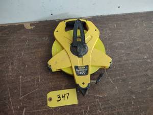 lot 347 image: Stanley 300 Tape Measure...