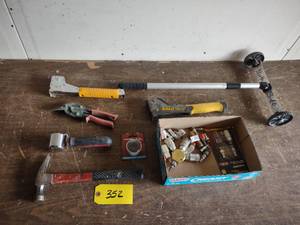 lot 352 image: Assorted Tools...