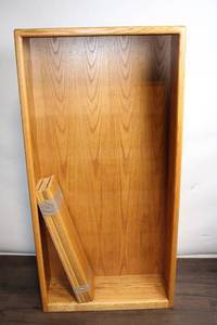 lot 5 image: Montana Furniture Thompson Oak Bookcase
