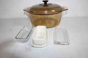 lot 52 image: Corning Ware  Amber Glass Pyrex Dutch Oven and Butter Dishes