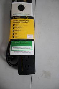 lot 70 image: 7 Outlet Energy Saving Advanced PowerStrip