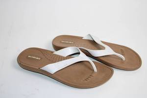 lot 159 image: Okabashi Womens Size M Brown and White Thong Sandals